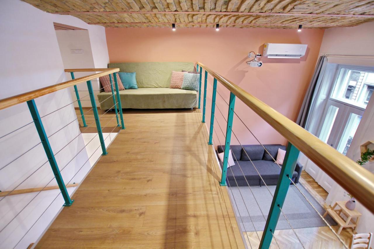 Awesome Budapest Downtown Studio W Balcony & Free Private Parking Exterior photo